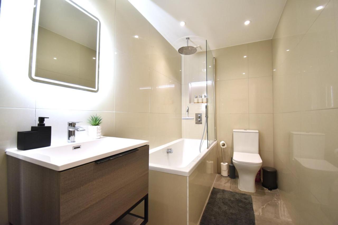 Stunning 3 Bed Apartment ロンドン エクステリア 写真
